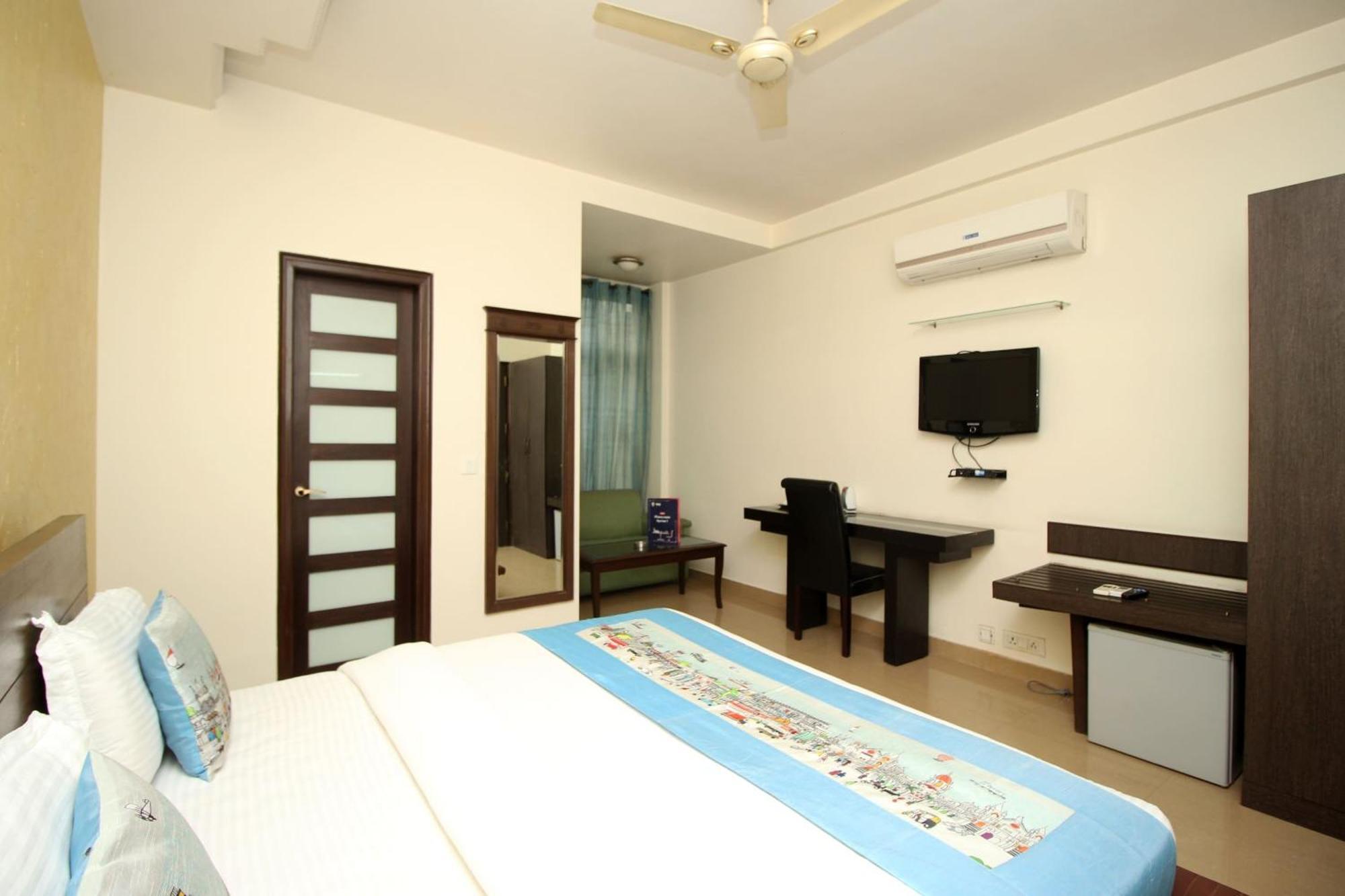 Super Collection O Sakshi Hotel คูร์เคาน์ ภายนอก รูปภาพ
