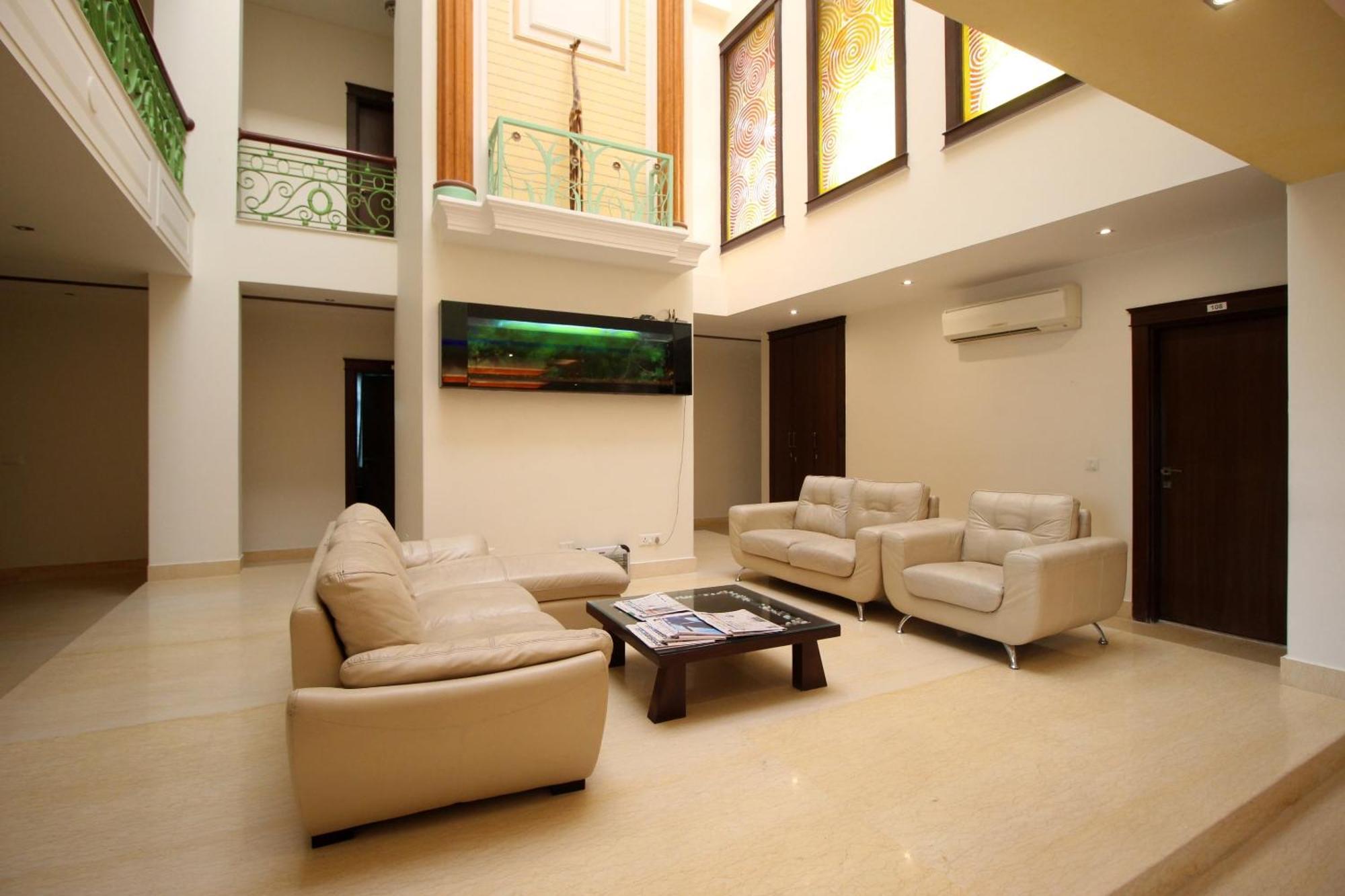 Super Collection O Sakshi Hotel คูร์เคาน์ ภายนอก รูปภาพ