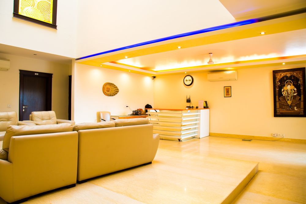 Super Collection O Sakshi Hotel คูร์เคาน์ ภายนอก รูปภาพ