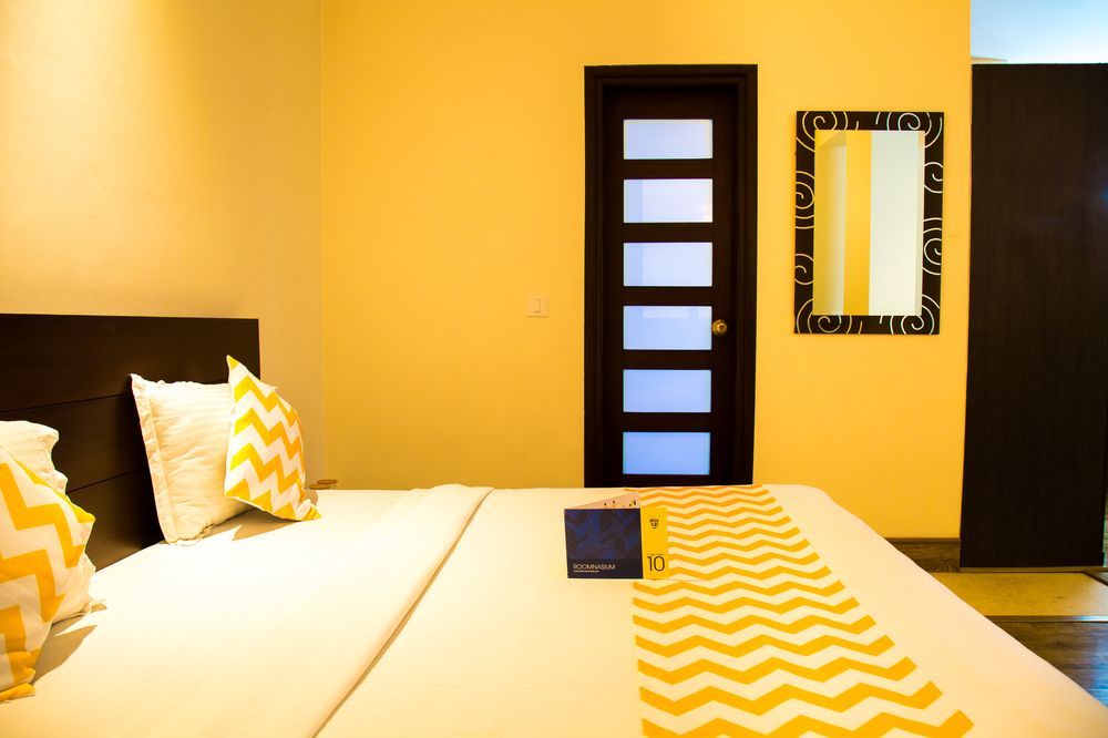 Super Collection O Sakshi Hotel คูร์เคาน์ ภายนอก รูปภาพ