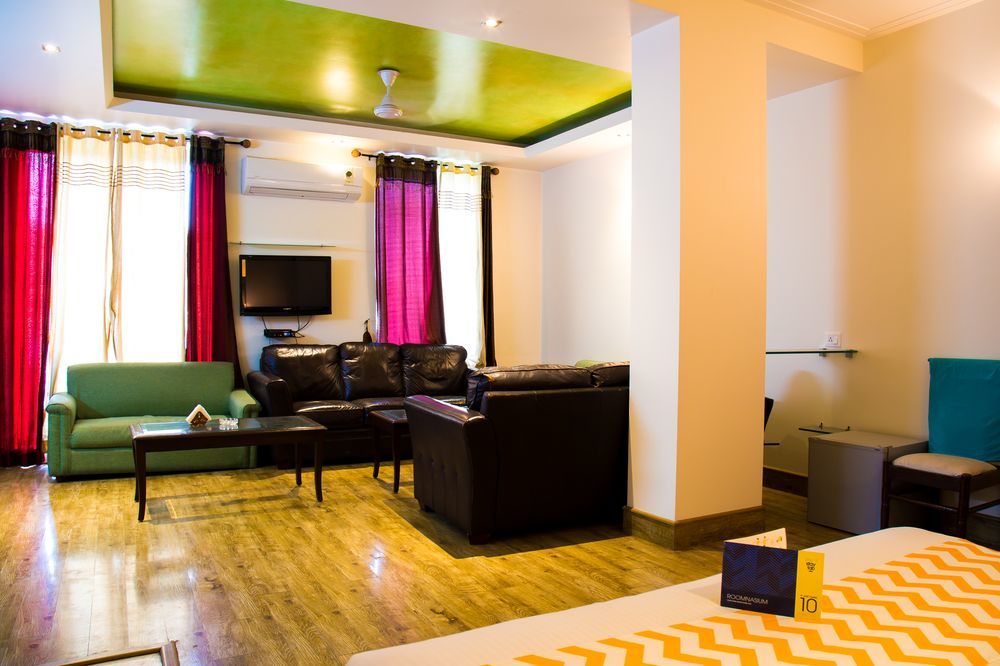 Super Collection O Sakshi Hotel คูร์เคาน์ ภายนอก รูปภาพ