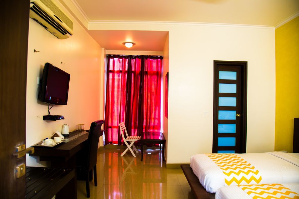 Super Collection O Sakshi Hotel คูร์เคาน์ ภายนอก รูปภาพ